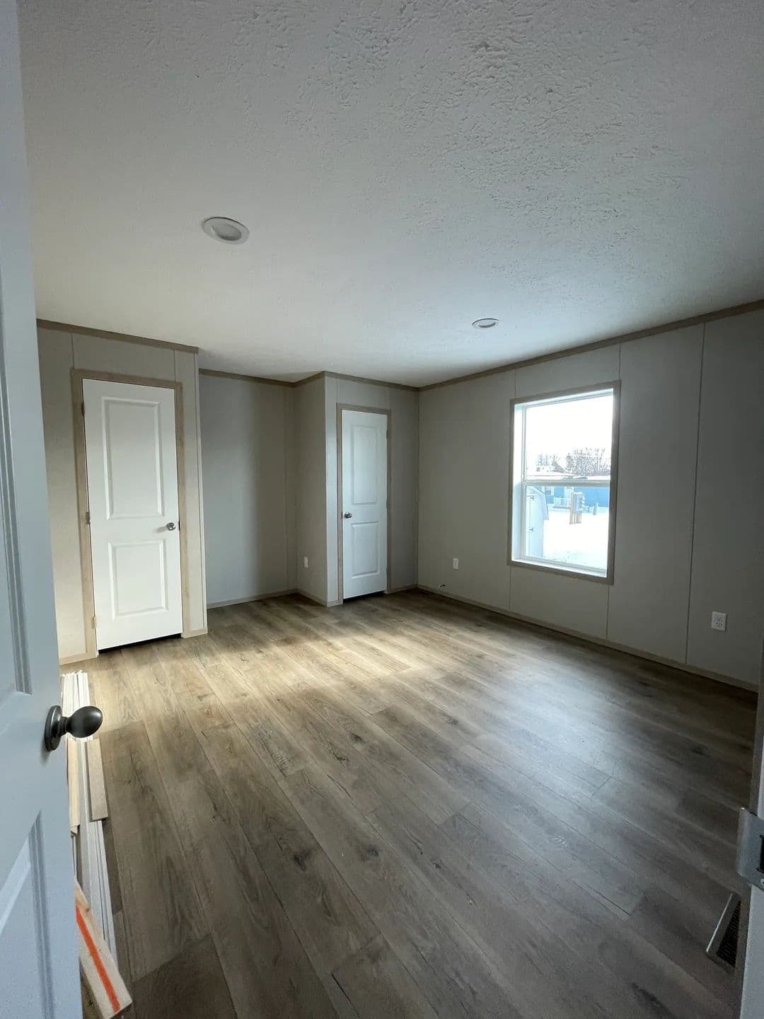 The JADE 48 Living Room. This Manufactured Mobile Home features 3 bedrooms and 2 baths.