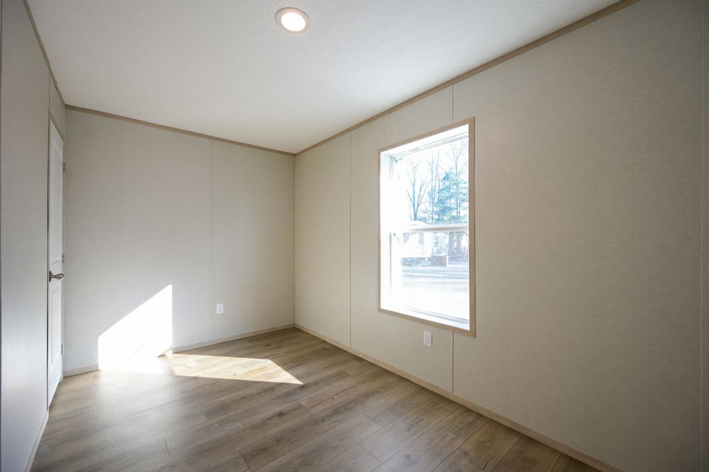 The TIGER'S EYE 7416-456 Guest Bedroom. This Manufactured Mobile Home features 3 bedrooms and 2 baths.