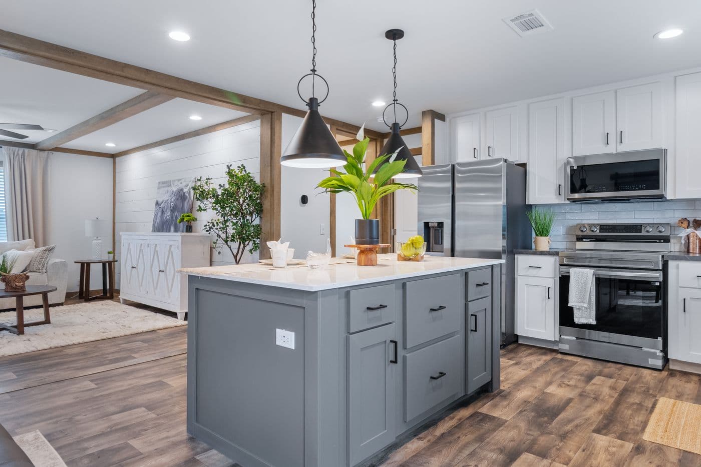 The SAWYER ELITE Kitchen. This Manufactured Mobile Home features 3 bedrooms and 2 baths.