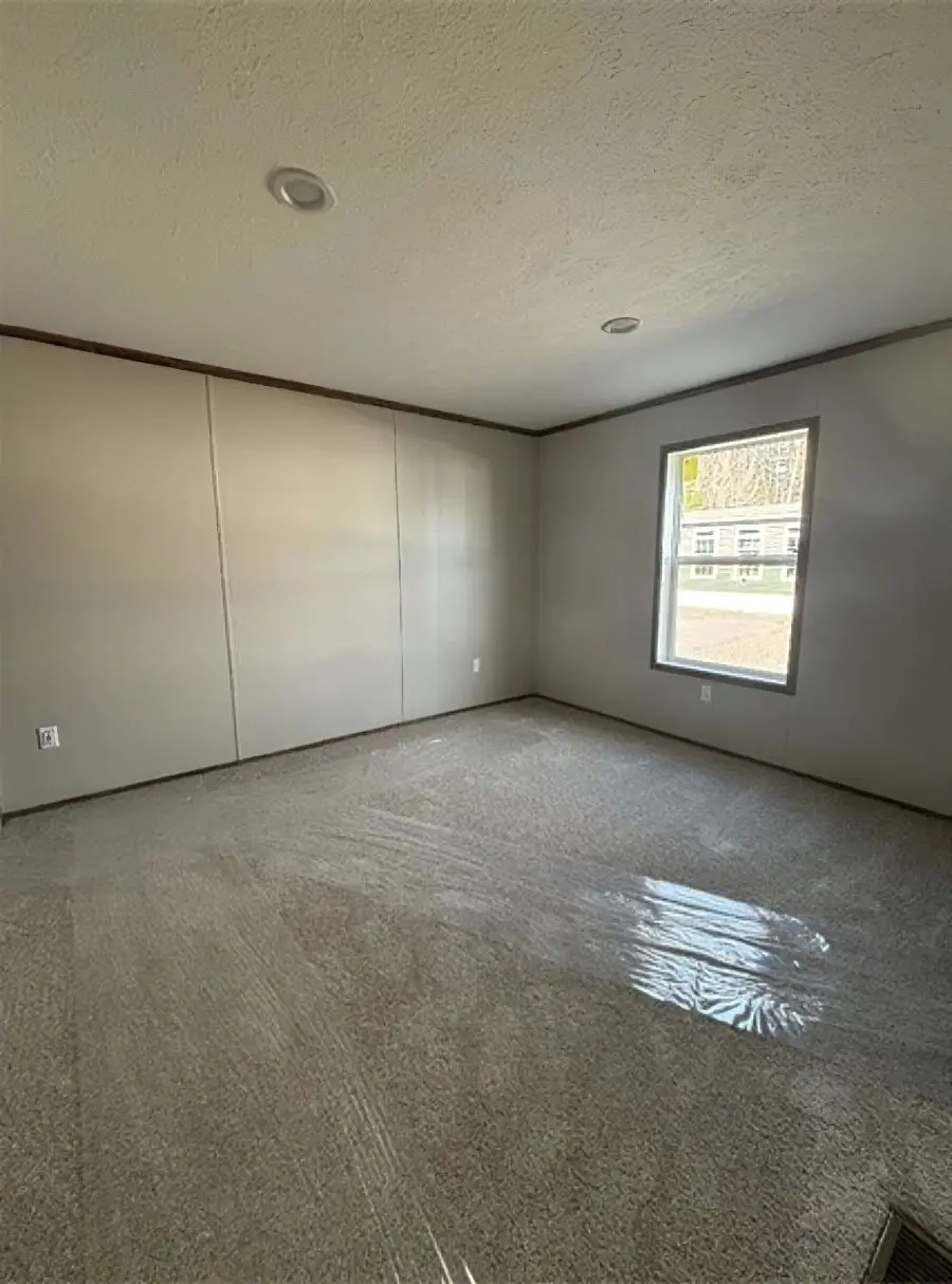 The APATITE 44 Bedroom. This Manufactured Mobile Home features 3 bedrooms and 2 baths.